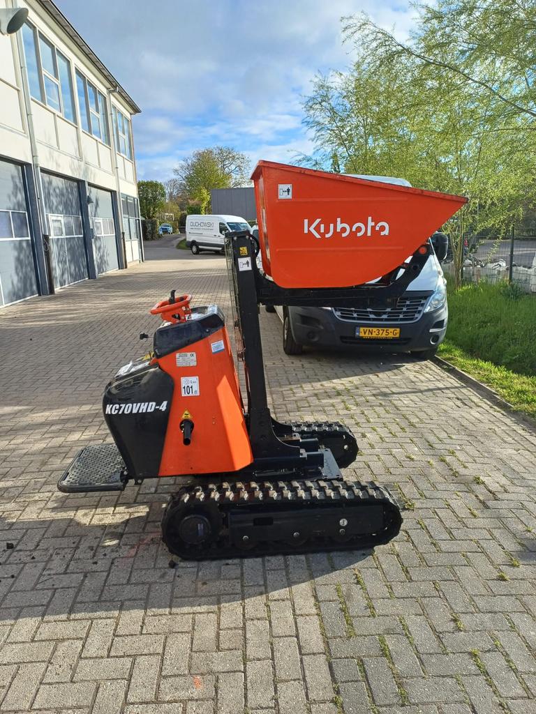 Kubota rupsdumer, Ophalen, Dumper