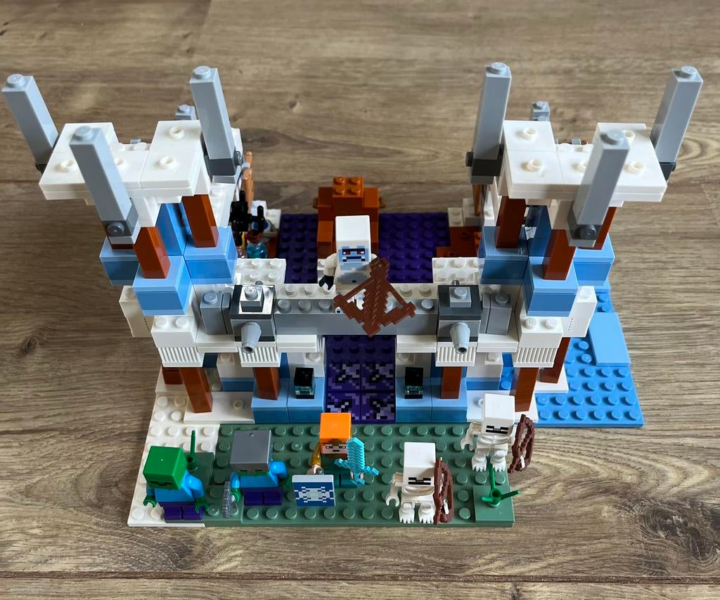 Te koop: Lego 21186 Minecraft Ice Castle, Compleet, Minecraft, Lego, Ophalen of Verzenden