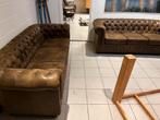 2 keer een 3 zits bank chesterfield, Ophalen of Verzenden, Zo goed als nieuw, 75 tot 100 cm, 200 tot 250 cm
