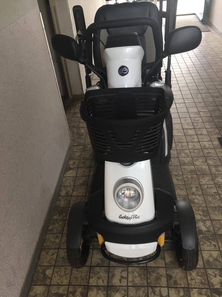 Scootmobiel Excel Galaxy Plus 4 wielen bouwjaar 2020, Excel, Ophalen of Verzenden, Zo goed als nieuw, 16 km/u of meer