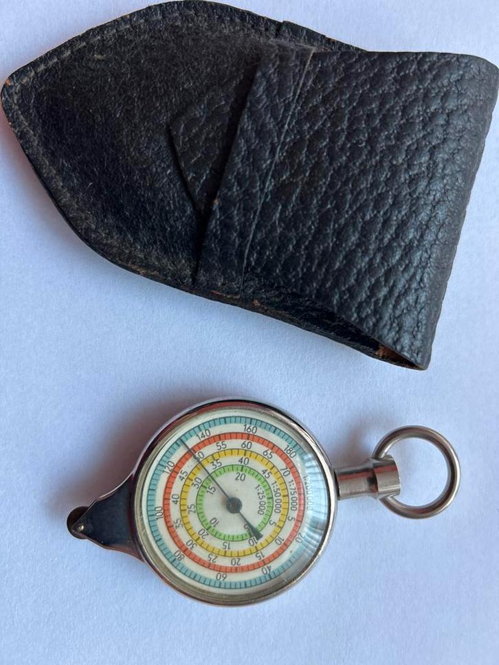 Vintage Kaartmeter / Curvimeter met Leren Etui, Antiek en Kunst, Antiek | Gereedschap en Instrumenten, Ophalen of Verzenden