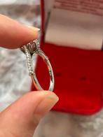 Zilveren ring (925) met steen - Zo goed als nieuw, Ophalen of Verzenden, Zo goed als nieuw, Met edelsteen, Dame