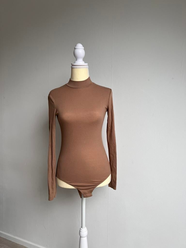 H&M bodysuit top maat XS. Bruin. Nieuw!, Kleding | Dames, Tops, Bruin, Verzenden, Nieuw, Lange mouw