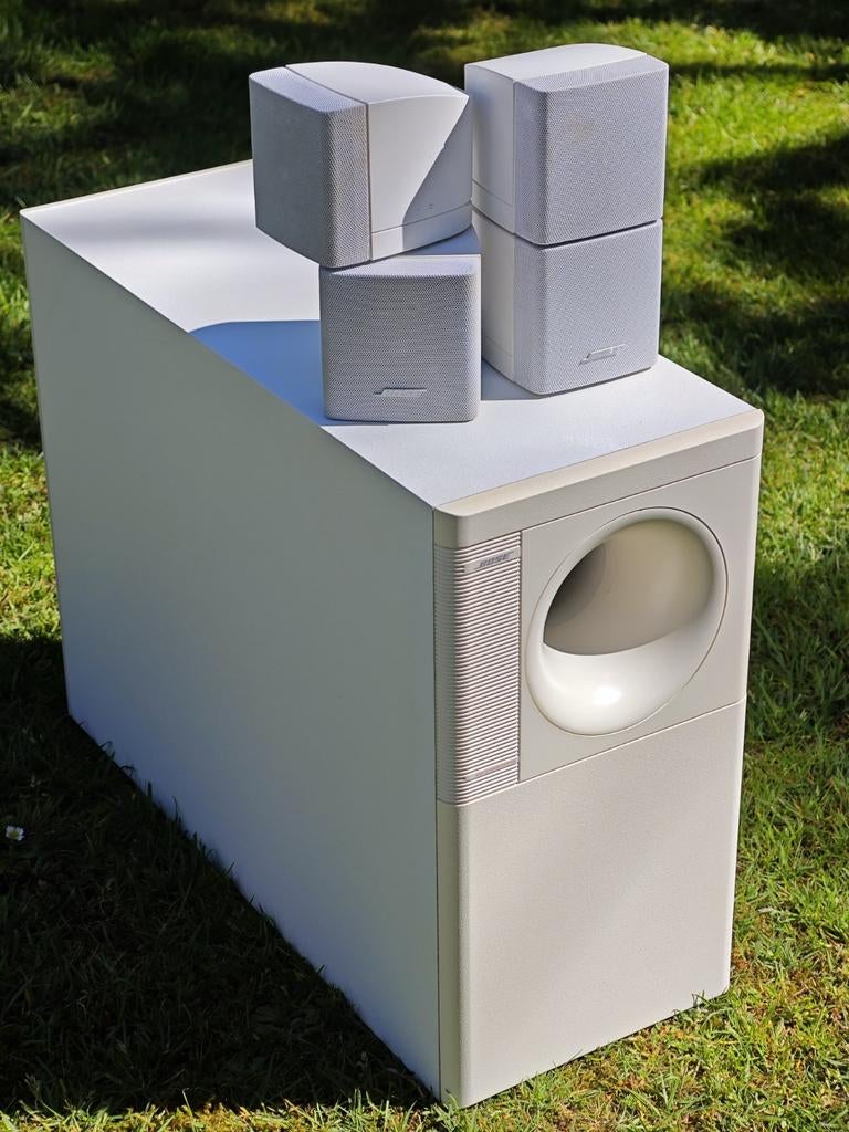 BOSE ACOUSTIMASS 5 SERIES III DIRECT/REFLECTING SPEAKERS, Audio, Tv en Foto, Luidsprekers, Gebruikt, Subwoofer, Ophalen of Verzenden