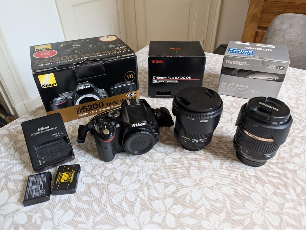 Nikon D5200 & Sigma 17-50mm F2.8, Gebruikt, Spiegelreflex, Ophalen of Verzenden, 4 t/m 7 keer