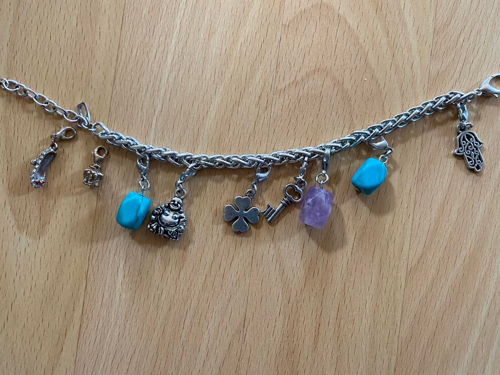 Nieuw Zilver kleur armband met bedels Buddha blauw paars, Ophalen of Verzenden, Nieuw, Blauw, Overige materialen