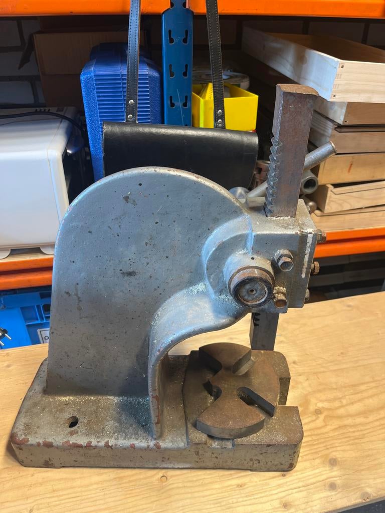 Oude handpers, Ophalen, Gebruikt