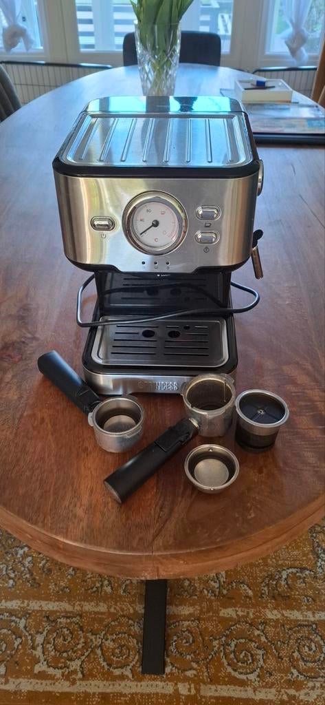 Koffiezetapparaat, Witgoed en Apparatuur, Koffiezetapparaten, Ophalen, Koffiemachine