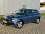 Skoda Kamiq 1.0 TSI Ambition , Airco, Carplay, Trekhaak, Dak, Auto's, Skoda, Gebruikt, Euro 6, Blauw, 49 €/maand