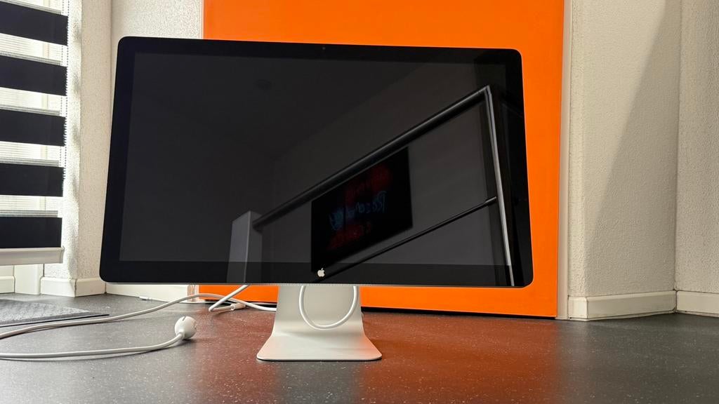 Apple Cinema Display, Computers en Software, Monitoren, Gebruikt, 60 Hz of minder, HDMI, Ingebouwde speakers, Ingebouwde camera