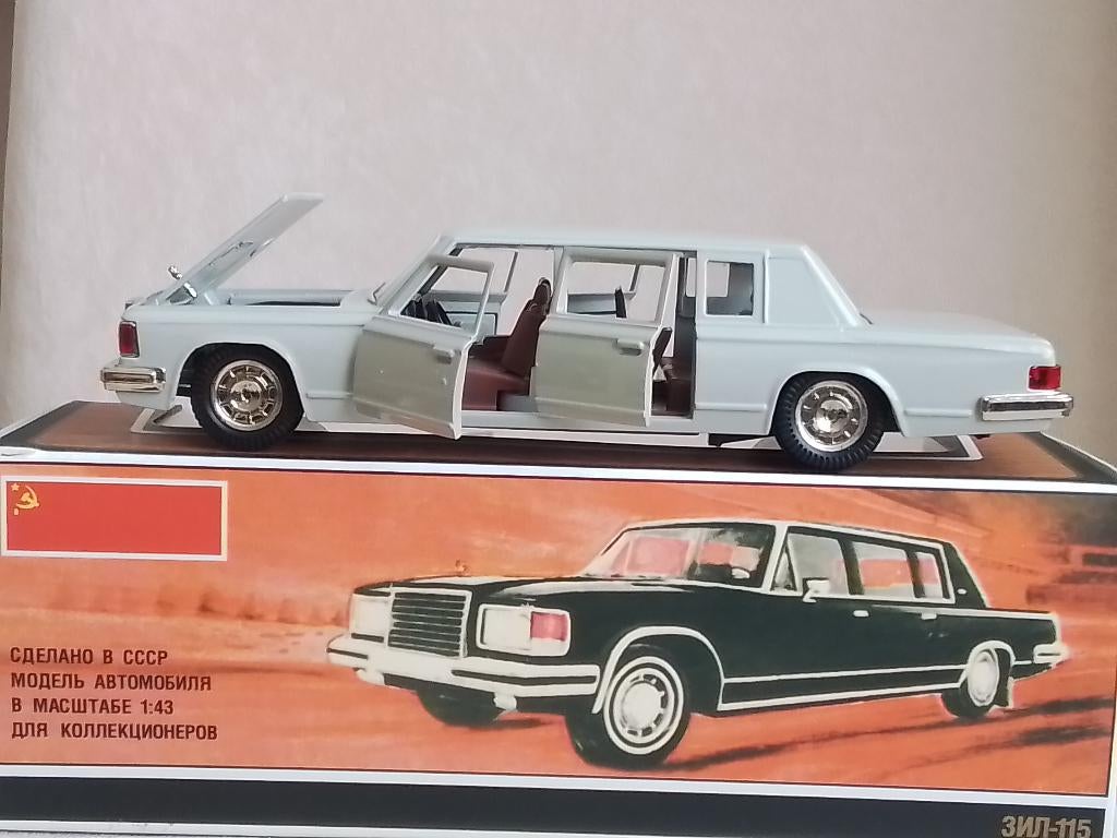 Zil 115 Russische Limousine Novoexport made in ussr, Ophalen of Verzenden, Zo goed als nieuw, Auto, Overige merken