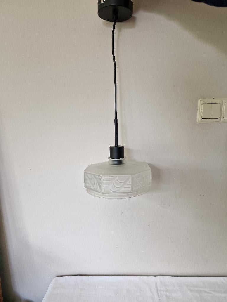 Vintage hanglampje met persglazen kap., Ophalen of Verzenden, Zo goed als nieuw, 50 tot 75 cm