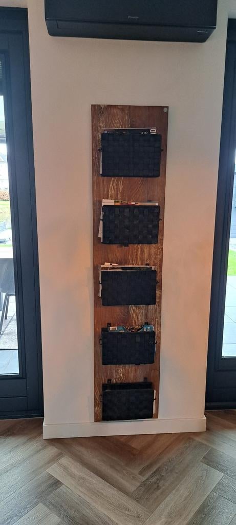 Hangende lectuurbakken, Huis en Inrichting, Woonaccessoires | Krantenbakken en Lectuurbakken, Ophalen