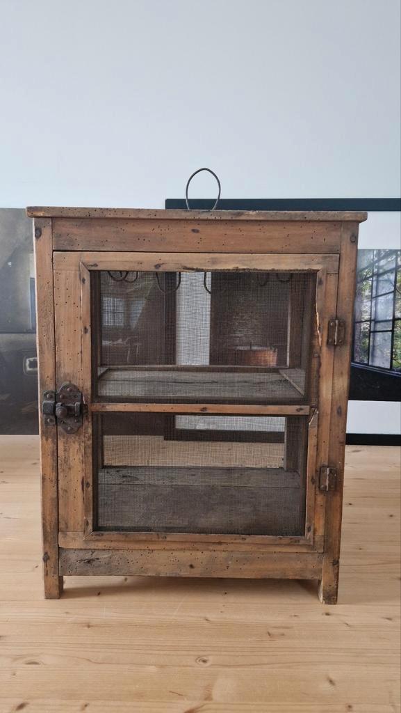 Antieke brocante houten vliegenkast met gaasdeur, Antiek en Kunst, Antiek | Meubels | Kasten, Ophalen