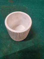bloempot met strepen wit aardewerk, Ophalen of Verzenden, 'T Olde Gre-j, Info@toldegrej.nl, Endepoelstraat 20f Didam