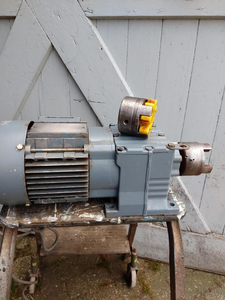 Elektro  moter met vertraging s bak, Ophalen of Verzenden, Gebruikt, Elektromotor