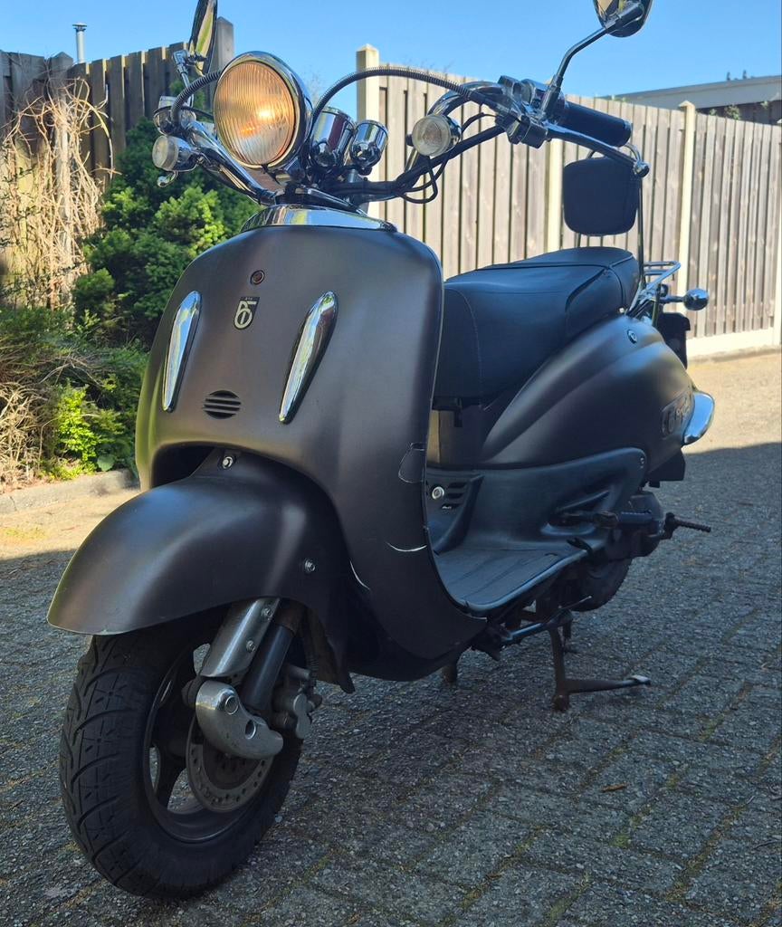 Retro Look Snorscooter ALLE INRUIL MOGELIJK, Ophalen, Maximaal 25 km/u, Benzine