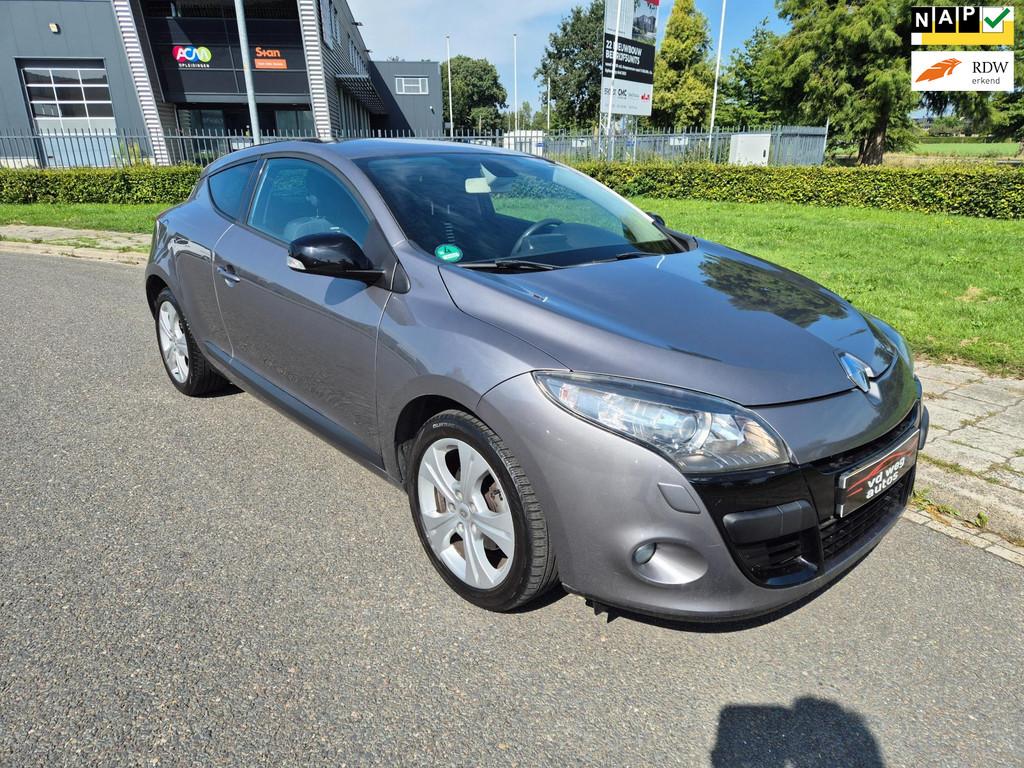 Renault Mégane Coupé 1.6 Parisienne xenon navi, Voorwielaandrijving, Stof, Gebruikt, 4 cilinders