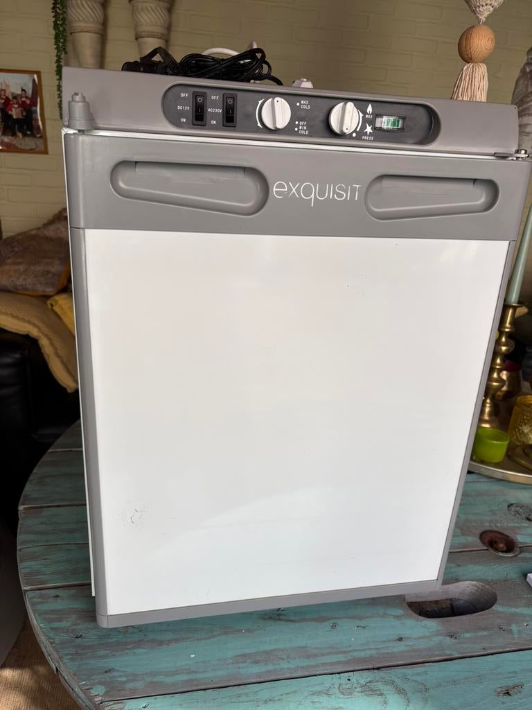 Koelkast merk Exquisit voor camper/caravan/boot, Witgoed en Apparatuur, Koelkasten en IJskasten, Minder dan 85 cm, Ophalen of Verzenden
