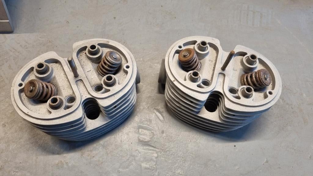 BMW R60 /5 Cilinderkoppen - Revisie Nodig, Ophalen of Verzenden