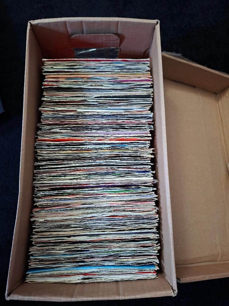 Leuke partij singles, doosje vol (171 stuks), Cd's en Dvd's, Vinyl Singles, Gebruikt, 7 inch, Single, Ophalen of Verzenden
