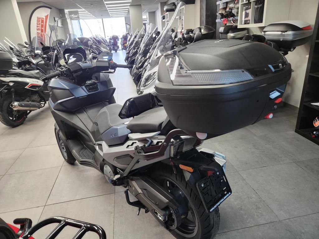 Kymco CV3 550i 10.2024 7700KM NIEUWSTAAT!, Mauritslaan. 110
6161HZ  GELEEN, NL, Kymco, Bedrijf, Overig