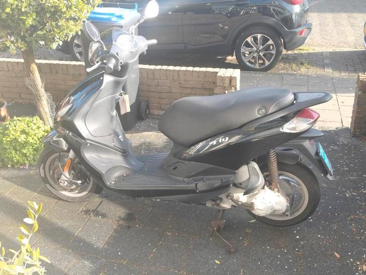 Piaggio Fly, Fietsen en Brommers, Scooters | Yamaha, Gebruikt, Overige modellen, Benzine, Ophalen