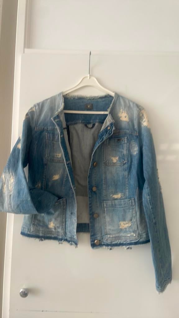 Spijker Jasje van  Guess    Mt 38, Verzenden, Zo goed als nieuw, Maat 38/40 (M), Blauw