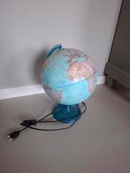 Verlichte wereldbol, Ophalen