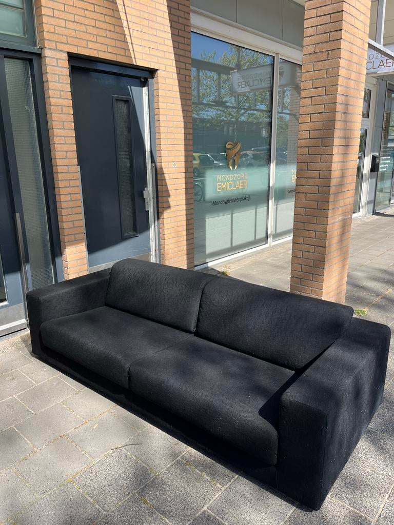 Comfortabele zwarte Danca driepersoonsbank, Huis en Inrichting, Ophalen, Gebruikt, Driepersoons, 75 tot 100 cm