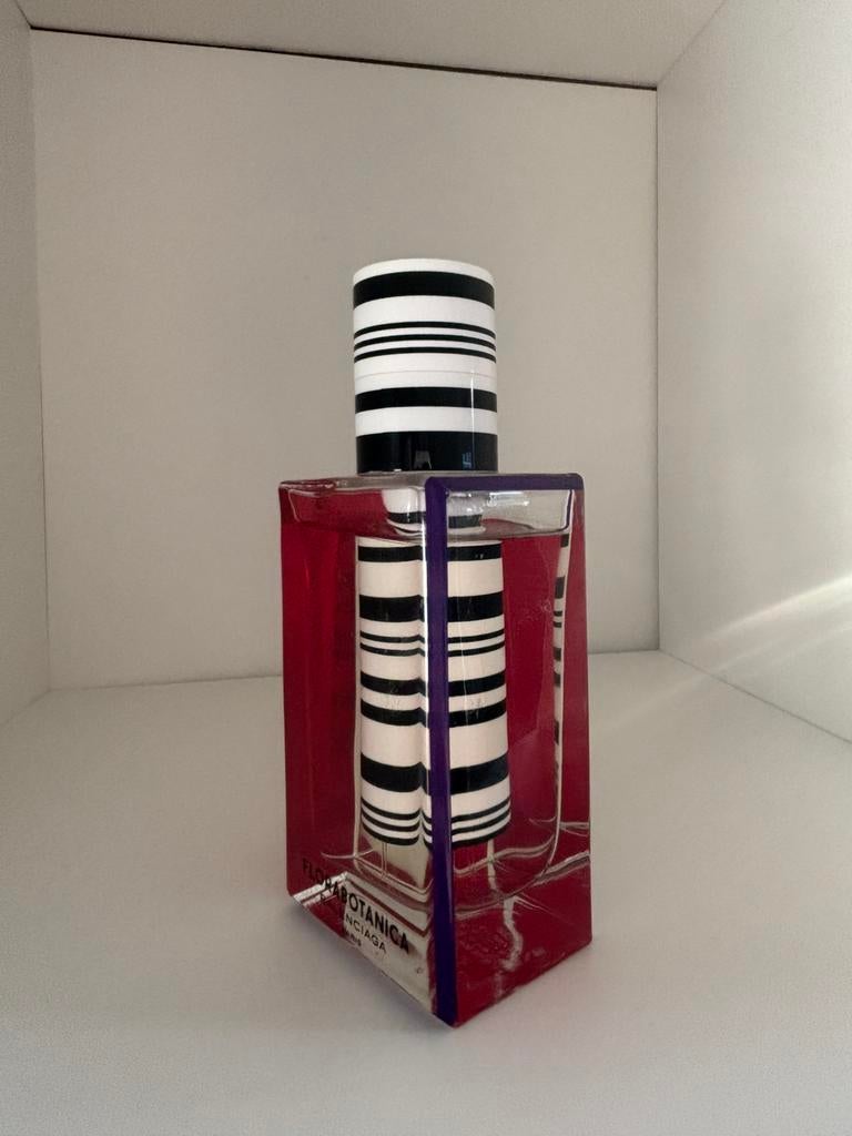 Florabotanica Balenciaga, Verzenden, Zo goed als nieuw