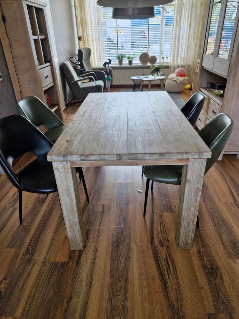 Te koop een mooie acacia houten tafel, Huis en Inrichting, Tafels | Eettafels, Ophalen, Gebruikt, 50 tot 100 cm, 150 tot 200 cm