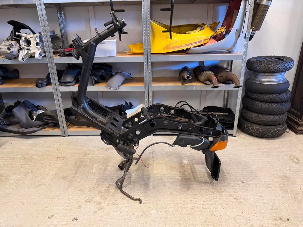 Fastrider A1 frame met swing arm, Ophalen, Gebruikt, Frame
