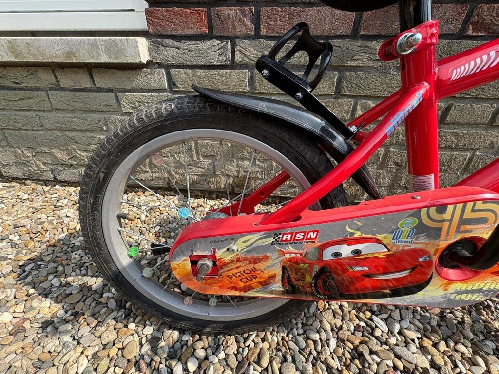Cars kinderfiets 16 inch met zwaailicht, Ophalen of Verzenden, Gebruikt, 16 tot 20 inch, Cars