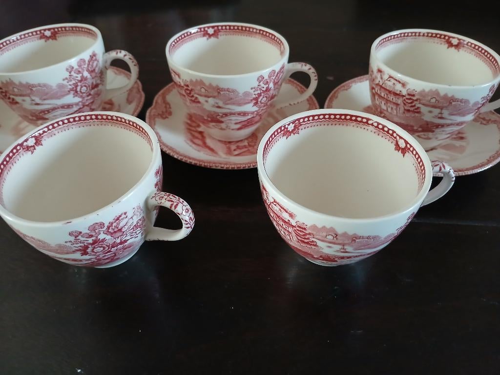 5 koffiekop en 3 schotels van Johnson Bros, rood, Ophalen of Verzenden