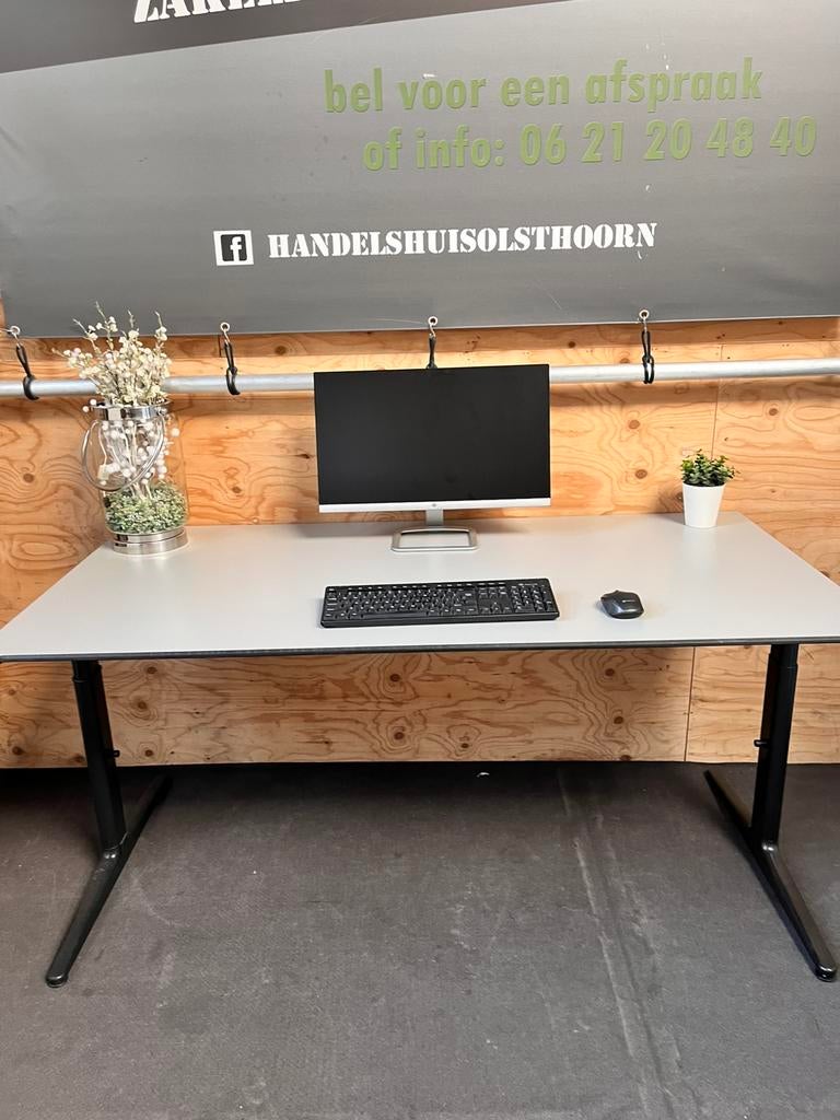 Bureau Ahrend 160 x 80 cm, 160 cm, Xx, Ahrend, Grijs