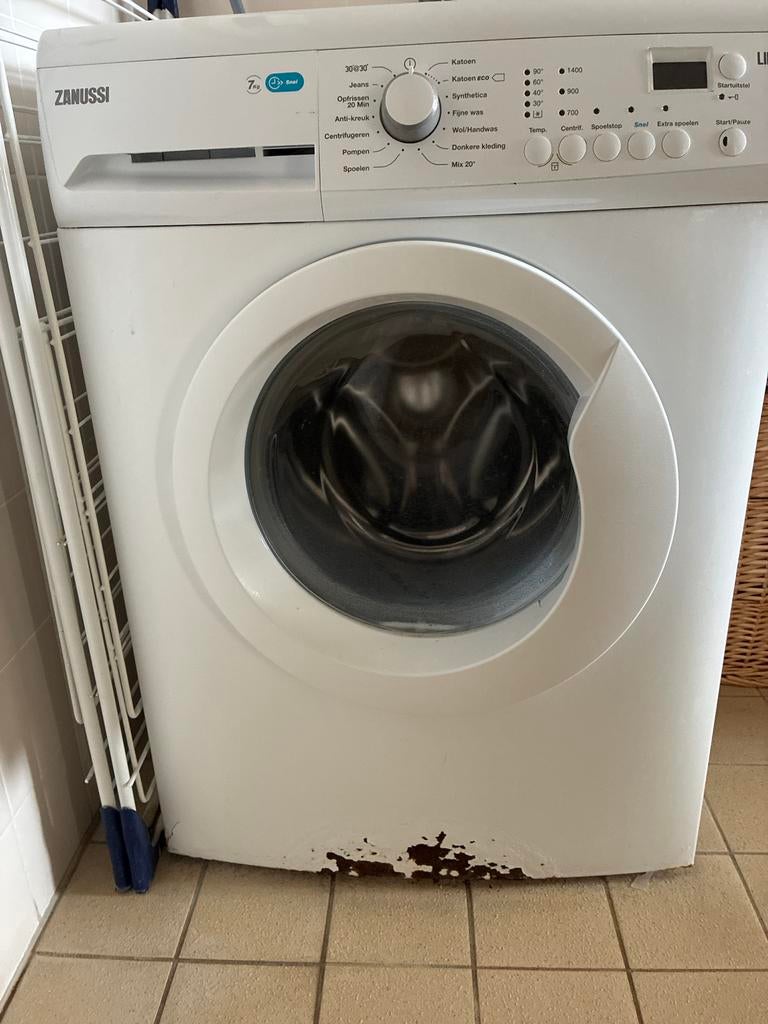 Zanussi Lindo 100 Wasmachine - Betrouwbaar en Efficiënt, Gebruikt, Ophalen of Verzenden, Voorlader, 85 tot 90 cm