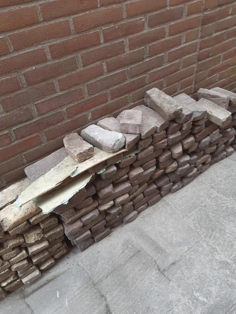 Antieke waaltjes en gele steentjes, Tuin en Terras, Tegels en Klinkers, Ophalen, Overige materialen, Gebruikt, Klinkers