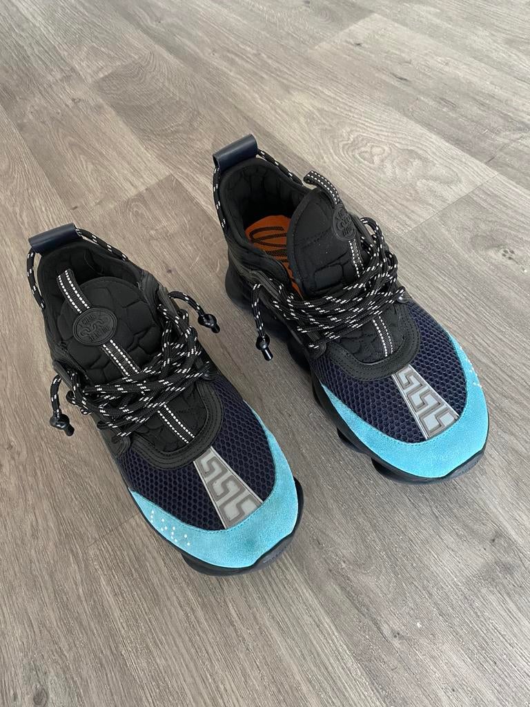 Versace Chain Reaction, Zwart, Ophalen of Verzenden, Sneakers of Gympen, Gedragen