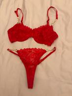 Rode lingerie set met kant en gouden details, Kleding | Dames, Verzenden, Rood, Setje