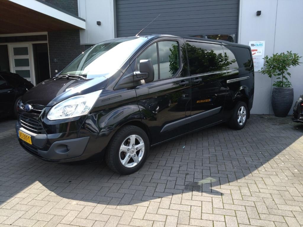 Ford Transit Custom  2.2 Tdci 125PK  L2 Dubbele schuifdeur!, Auto's, Voorwielaandrijving, 4 cilinders, 2800 kg, Zwart