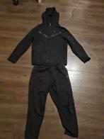 Nike tech trainingspak, Verzenden