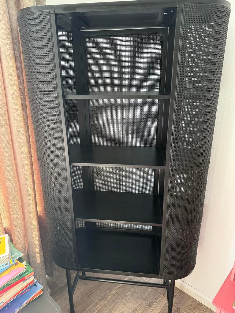 Stijlvolle zwarte webbing kast met planken, Ophalen, Met plank(en), 50 tot 100 cm, Zo goed als nieuw