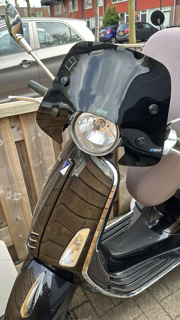 Vespa Primavera zwart(2017), Ophalen, Gebruikt, Overige modellen, Maximaal 45 km/u