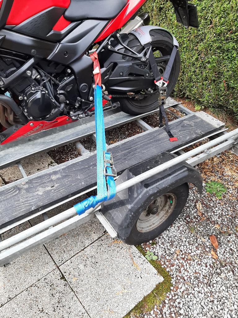Motortrailer, Ophalen, Gebruikt