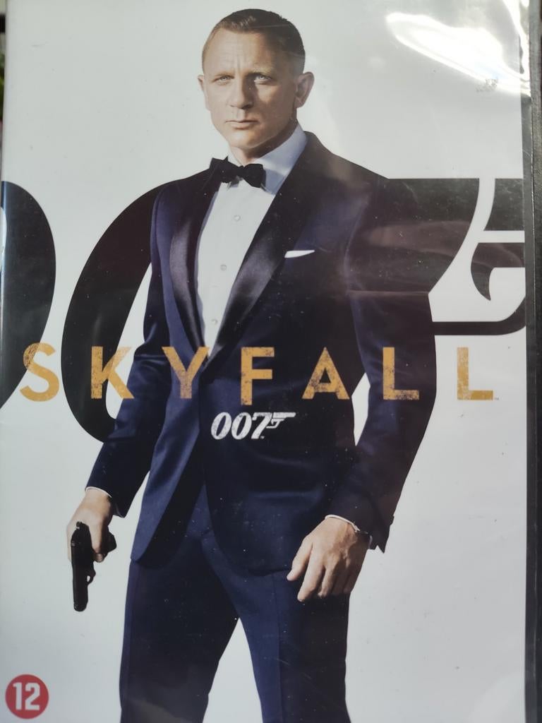 James Bond 007: Skyfall DVD - Actiethriller NL ZGAN, Cd's en Dvd's, Vanaf 12 jaar, Ophalen of Verzenden, Zo goed als nieuw, Actiethriller