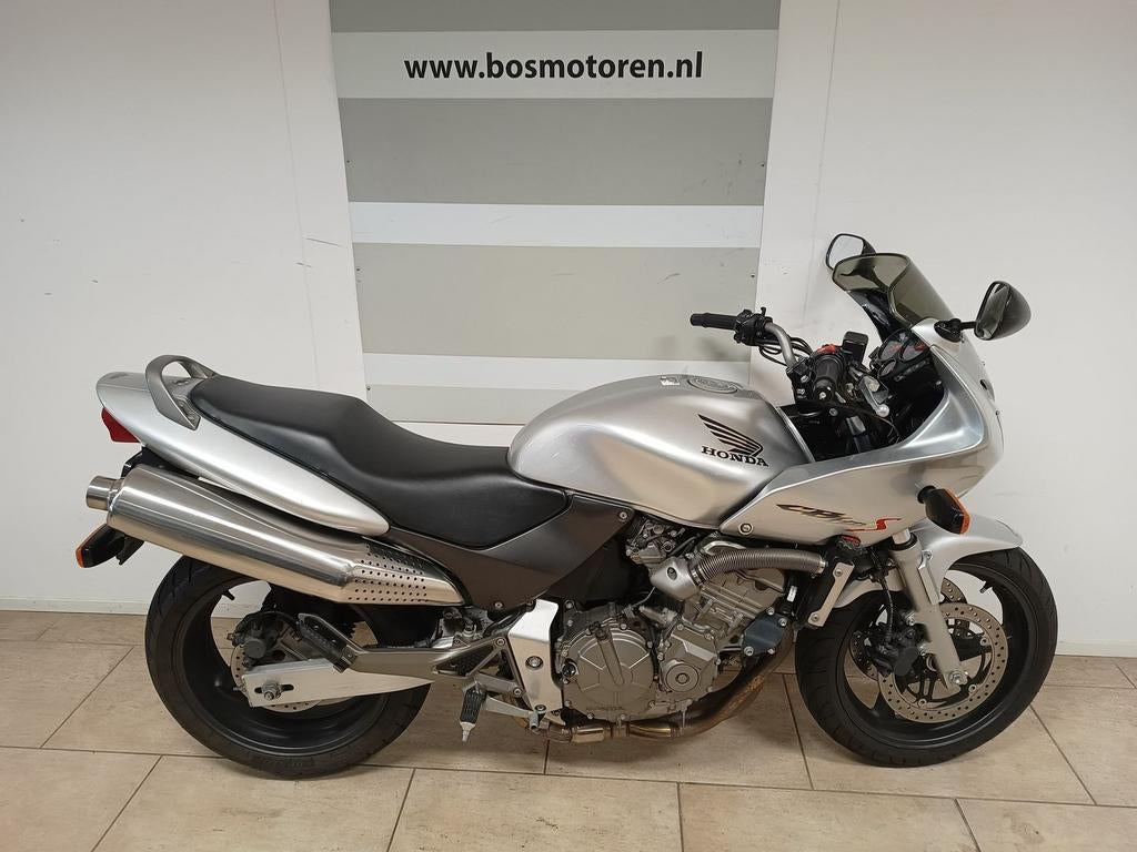 HONDA CB 600 F HORNET (bj 2002), HONDA, 4 cilinders, Motorrijbewijs A, Bedrijf