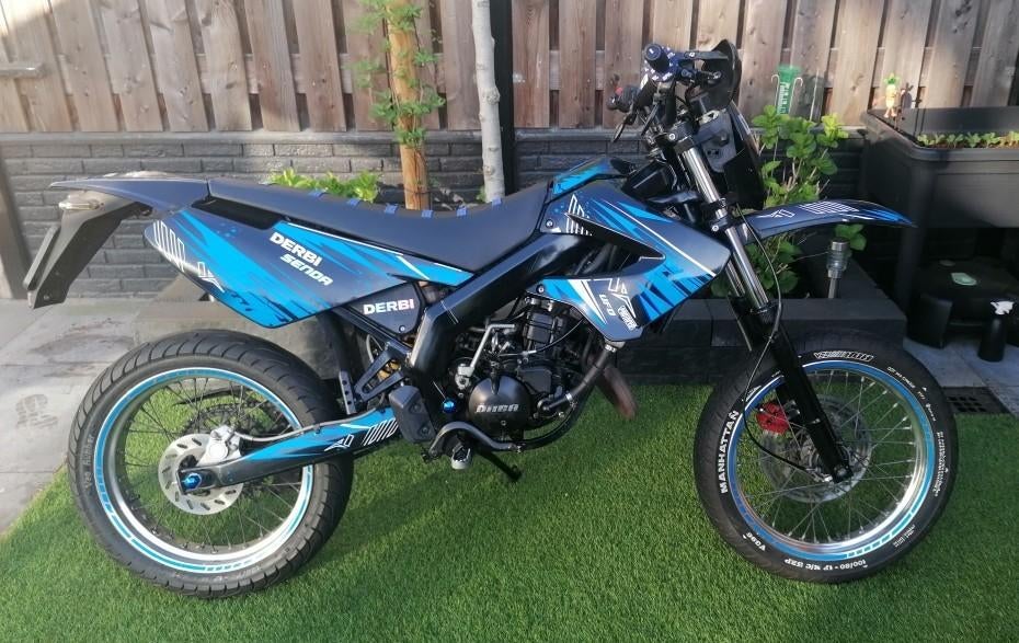 derbi senda, Ophalen, 6 versnellingen, Gebruikt, Maximaal 45 km/u