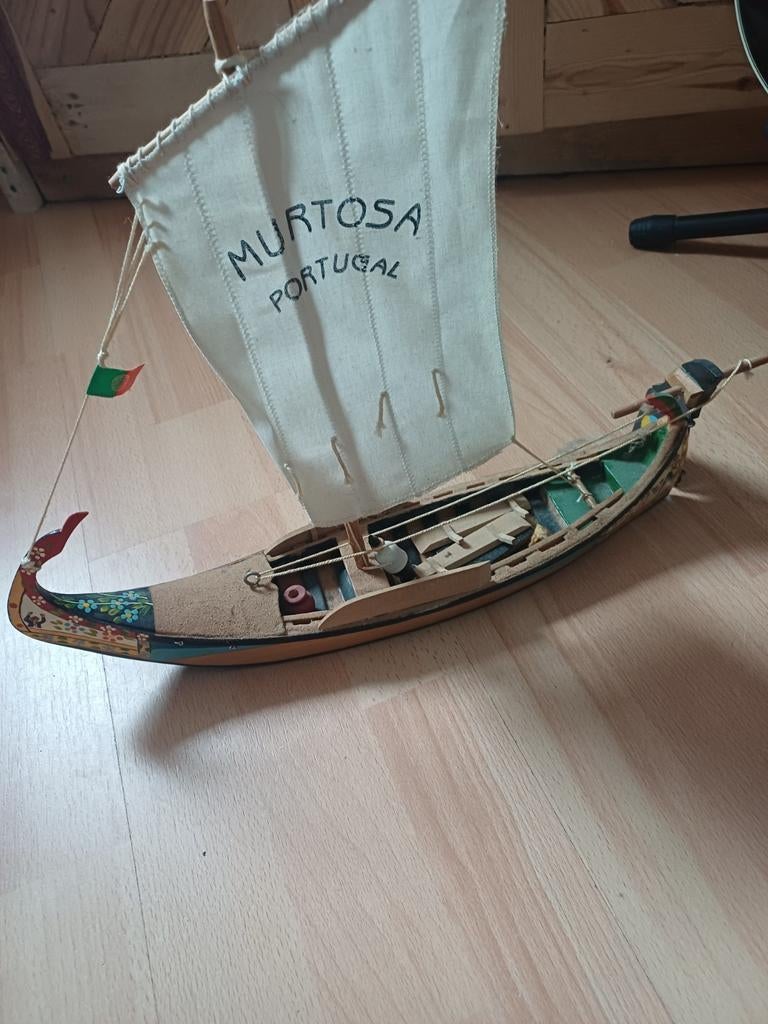 Leuk decoratie bootje 'Murtosa Portugal', Ophalen, Gebruikt, Groter dan 1:32, Overige merken