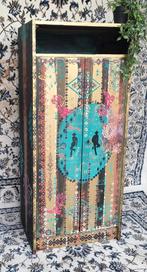 Boho/Artpiece/Kast/Eclectisch/Pop art/Kledingkast, Antiek en Kunst, Curiosa en Brocante, Ophalen of Verzenden